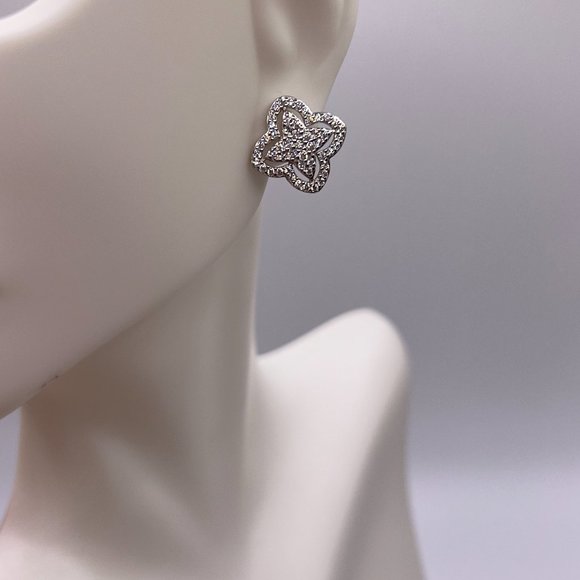 925 Silver/Gold Pave Diamond CZ Floral Stud Earrings - Picture 4 of 5